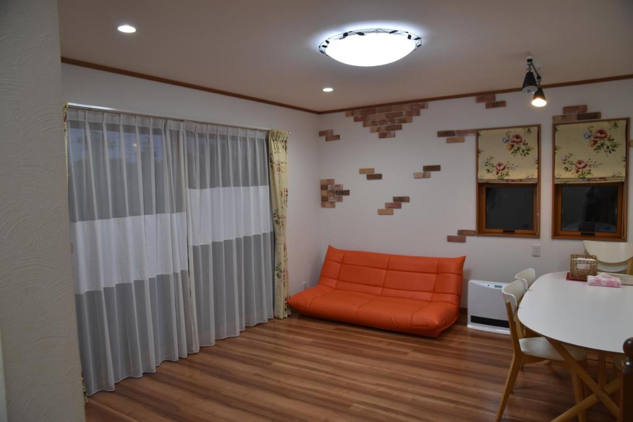 פוג'יקאוואגוצ'יקו Kawaguchiko Cottage Minami מראה חיצוני תמונה